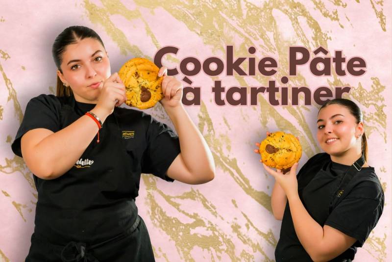 Cookie à la pâte à tartiner proposé par le Fournil Mangiante à Sénas, une gourmandise généreuse au cœur fondant qui ravit les amateurs de chocolat et de douceurs réconfortantes.