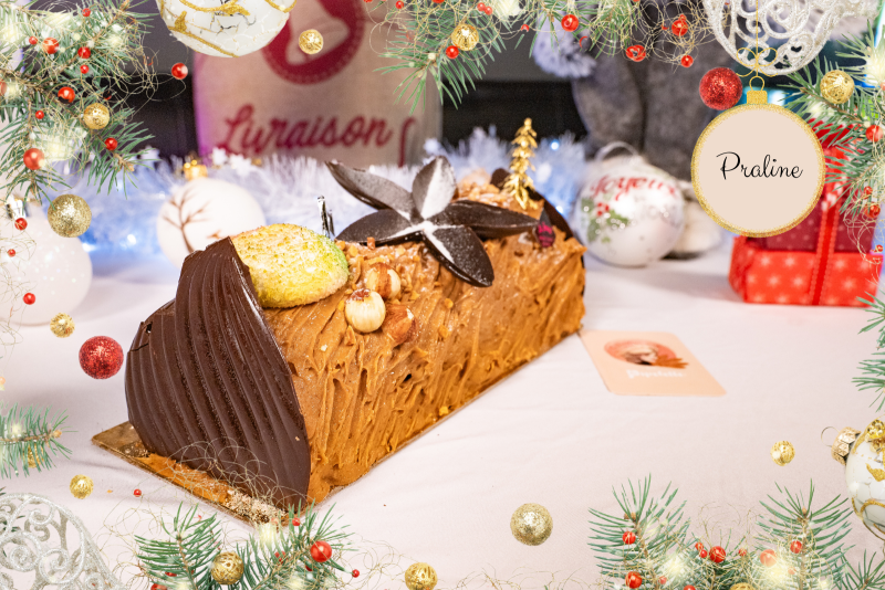 Bûche Praliné – La gourmandise réconfortante des fêtes au Fournil Mangiante